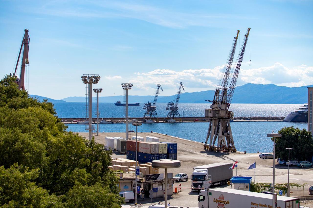 Apartments Harbour View リエカ エクステリア 写真