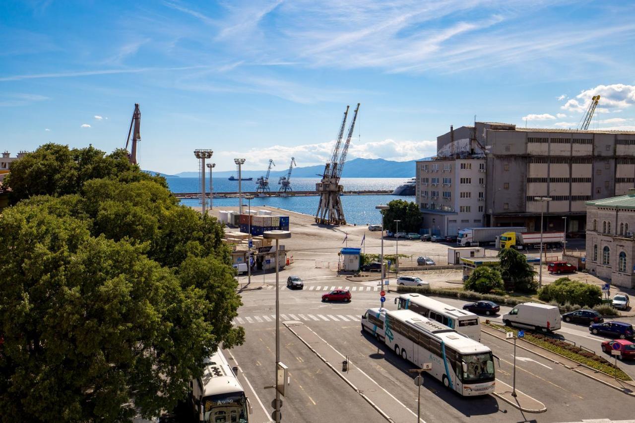 Apartments Harbour View リエカ エクステリア 写真