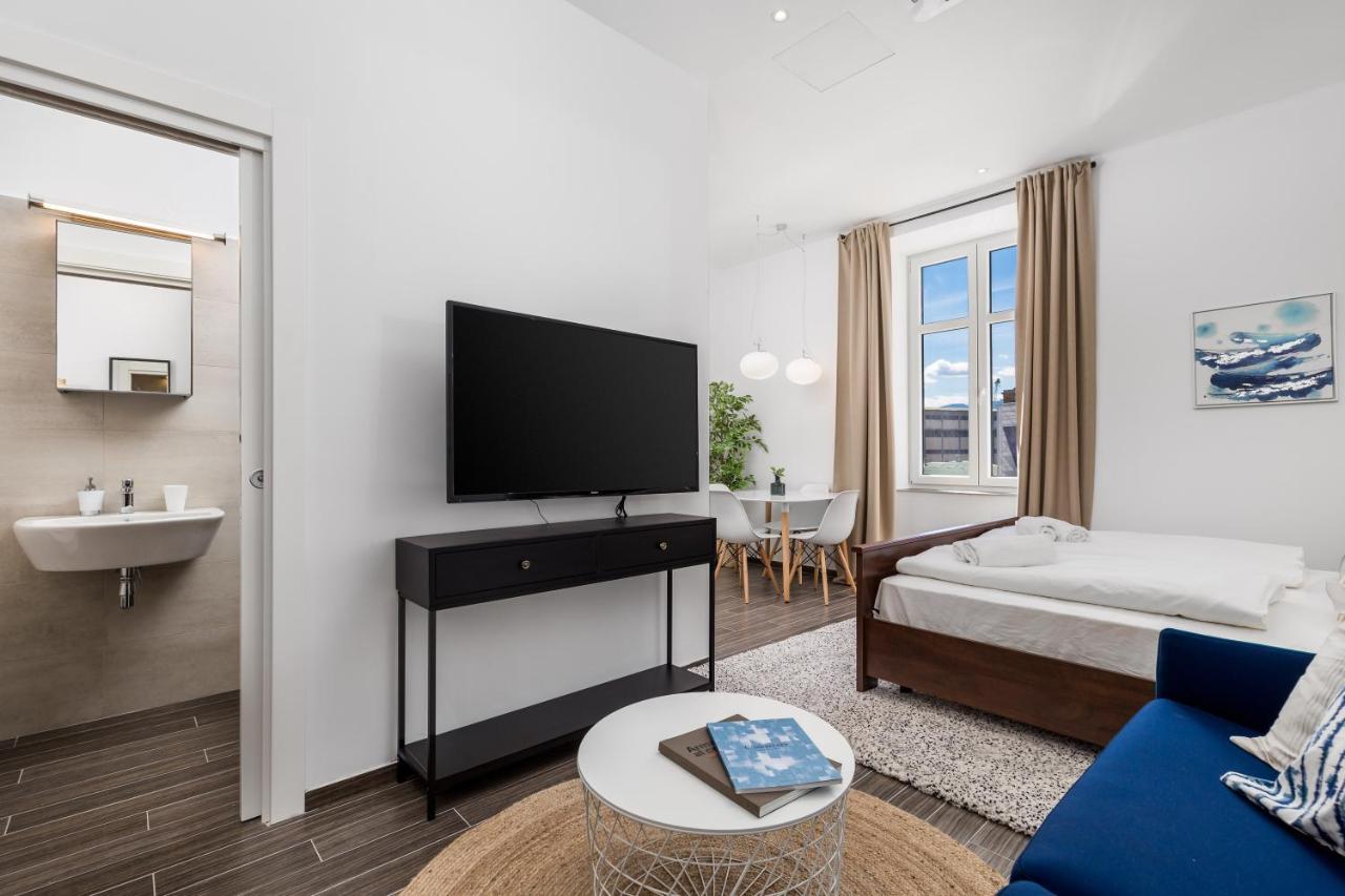 Apartments Harbour View リエカ エクステリア 写真